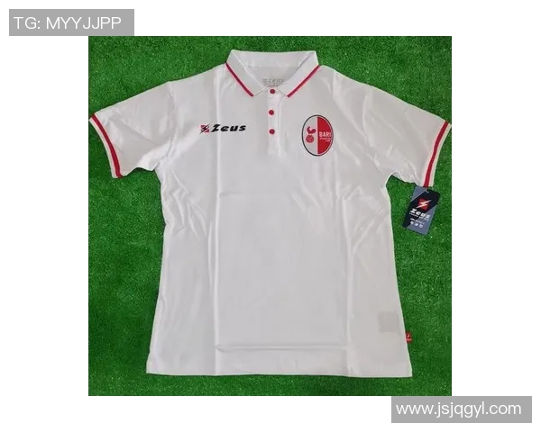 足球球星运动装同款推荐打造你的专业运动风格